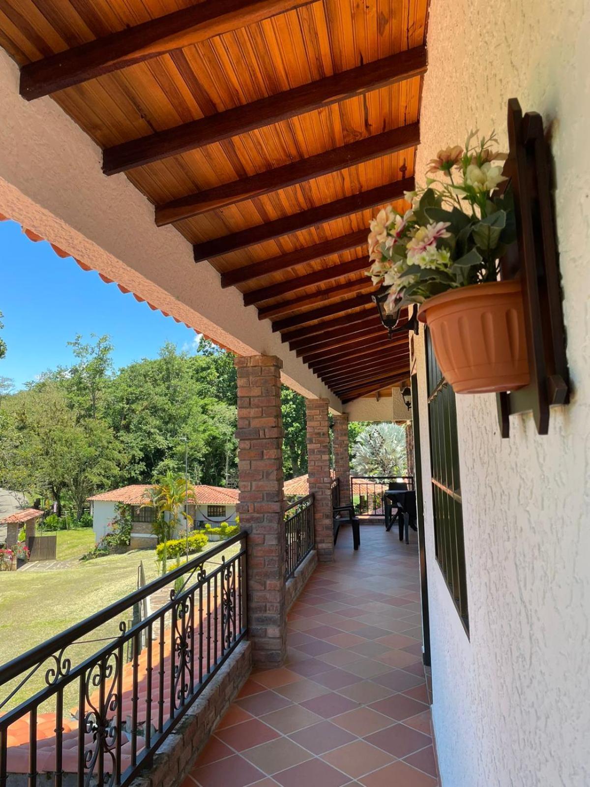 Rancho San Luis, Páramo Exteriör bild